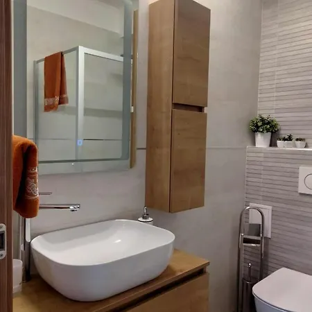 Ecio Apartment Vinkuran